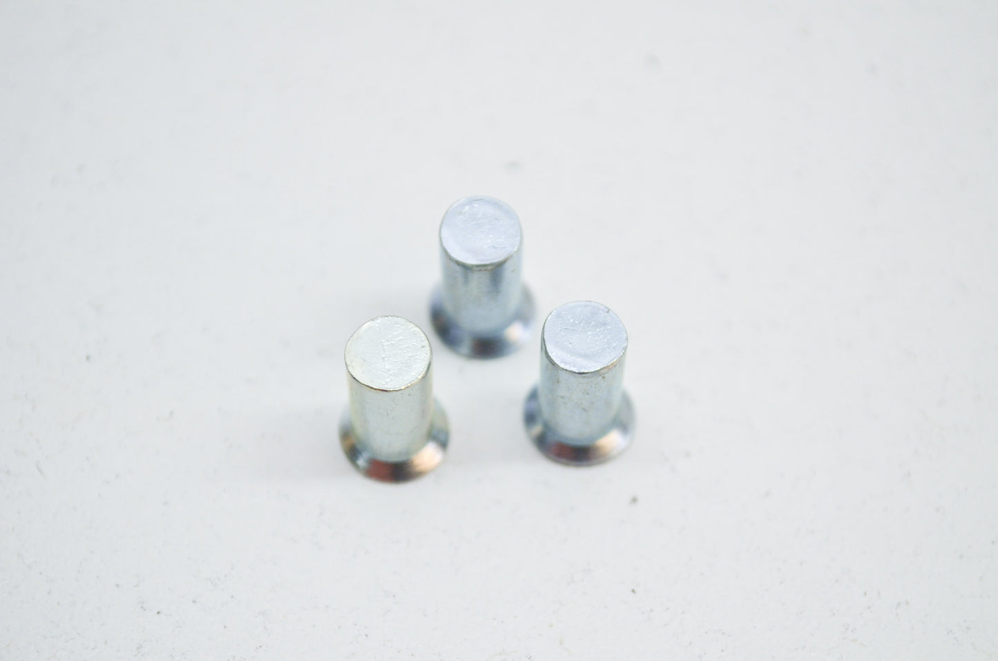 OEM Yamaha 90261-06017-00 Countersunk Rivet 11.3mm Qty 3 NOS