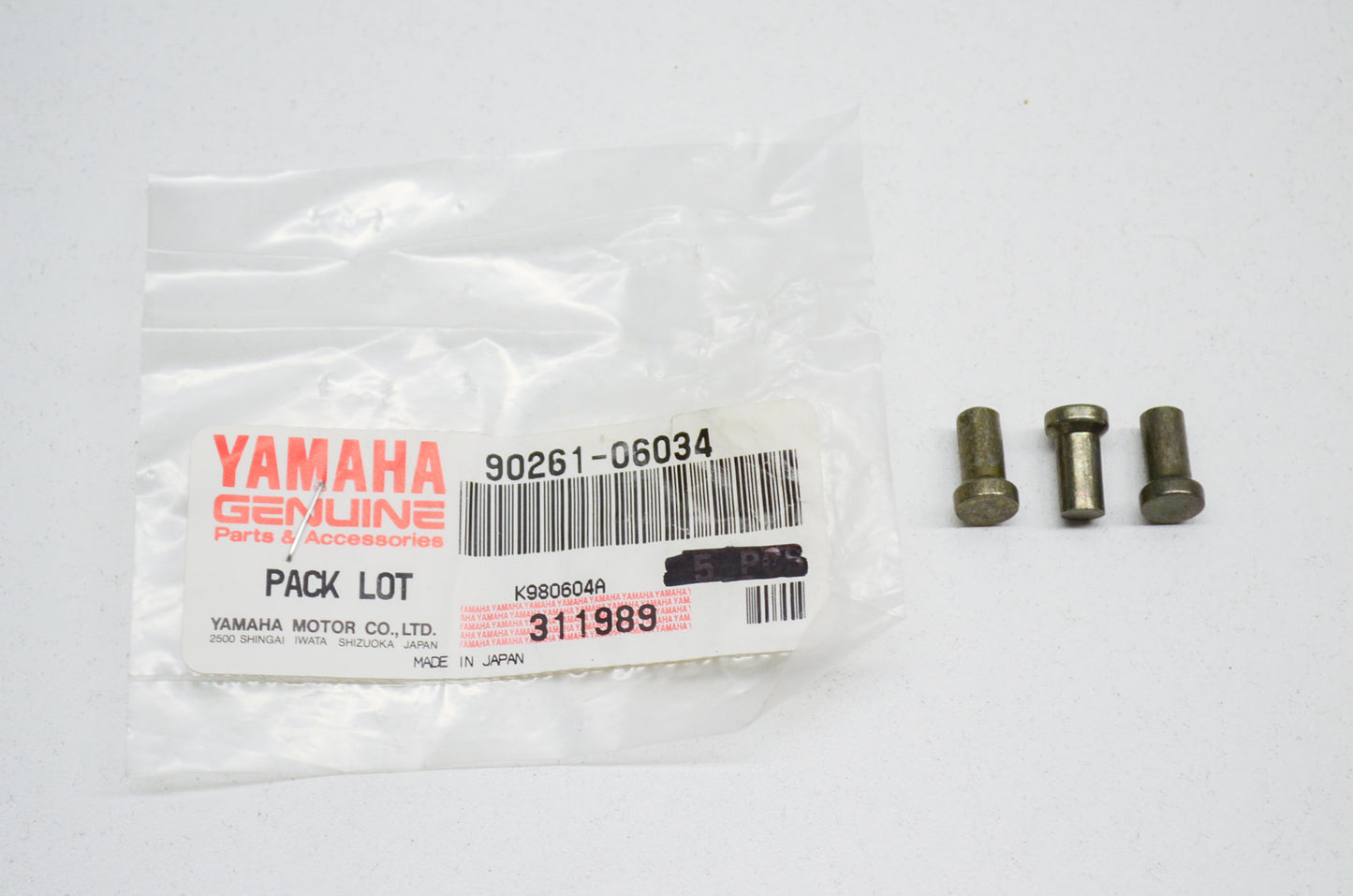 OEM Yamaha 90261-06034-00 Countersunk Rivet Qty 3 NOS