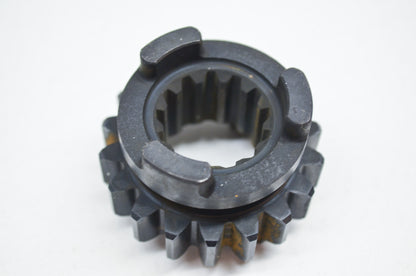 OEM Yamaha 5CU-17131-01-00 Pinion Gear 3rd NOS