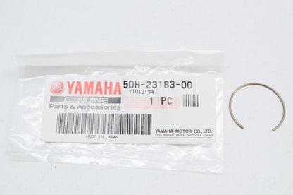 OEM Yamaha 5DH-23183-00-00 Circlip NOS
