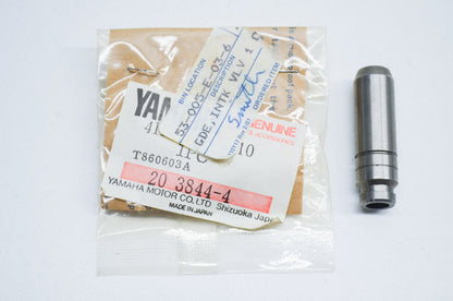 OEM Yamaha 4H7-11133-10-00 Intake Valve Guide NOS