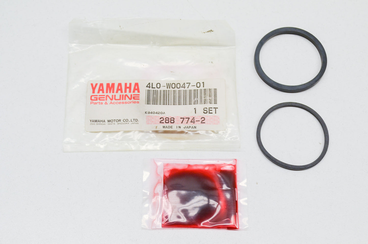 OEM Yamaha 4L0-W0047-01-00 Caliper Seal Kit NOS