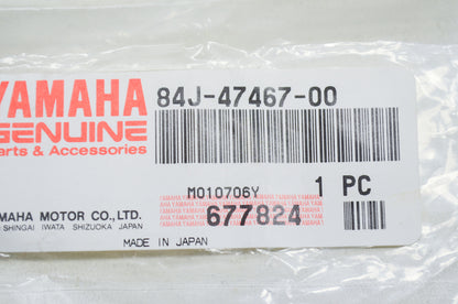 New OEM Yamaha 84J-47467-00-00 Guide Plate NOS