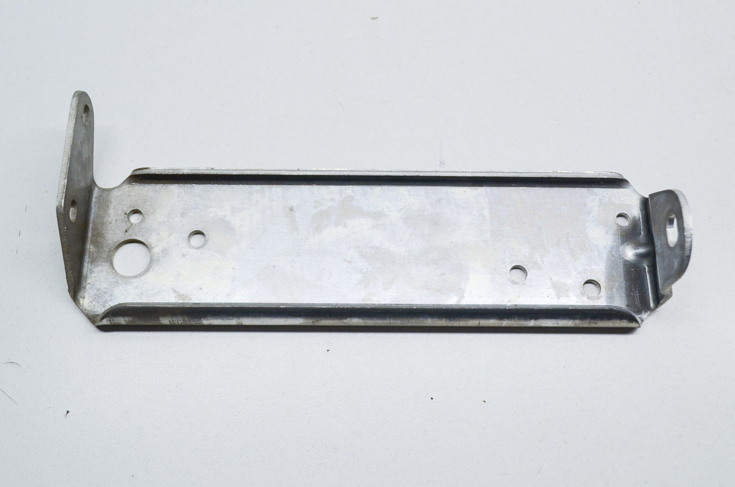 OEM Yamaha 8A5-23884-00-00 Bracket 4 NOS