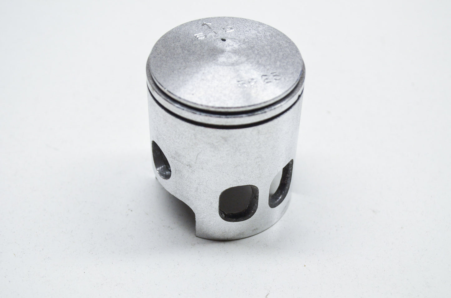 OEM Yamaha 397-11635-00-00 Piston 1 O/S 0.25 NOS