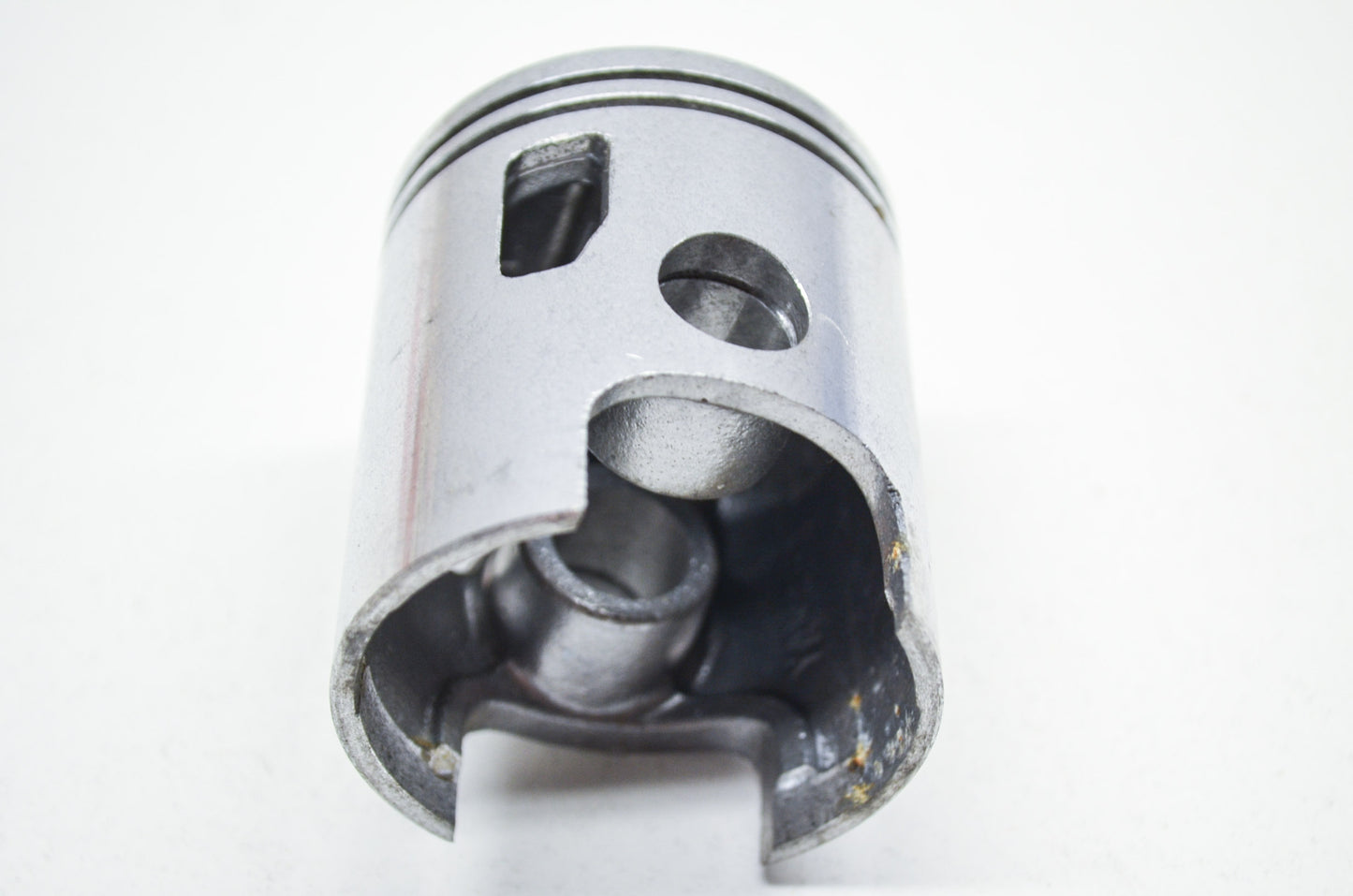 OEM Yamaha 273-11638-60-00 Piston 4 O/S 1.00 NOS