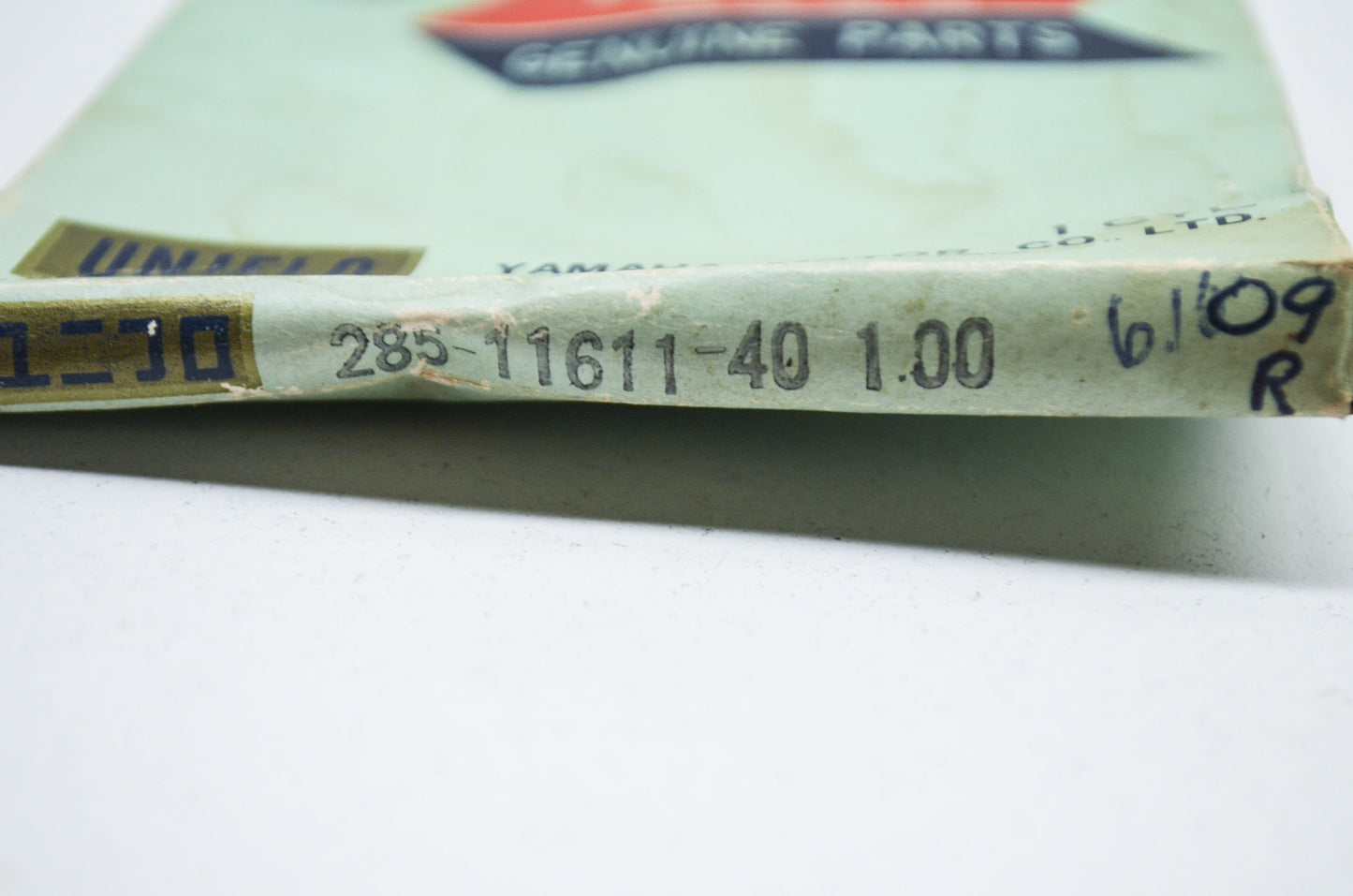 OEM Yamaha 285-11611-40-00 Piston Ring 4th NOS