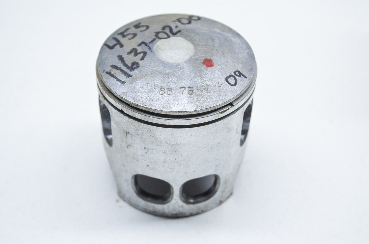 OEM Yamaha 455-11637-02-00 Piston 3 O/S 0.75 NOS