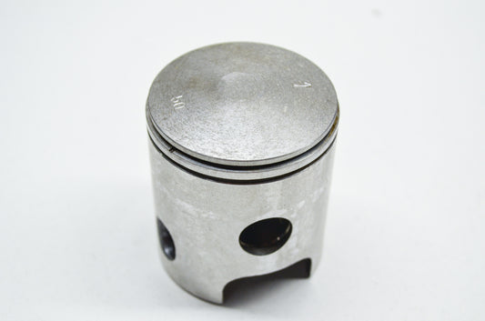 OEM Yamaha 444-11636-00-00 Piston 2 O/S 0.50 NOS