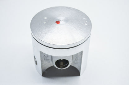 OEM Yamaha 365-11631-00-96 Piston NOS