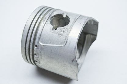 OEM Yamaha 256-11636-02-00 Piston 2 O/S 0.50 NOS