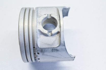 OEM Yamaha 371-11635-04-00 Piston NOS