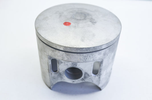 OEM Yamaha 363-11631-03-96 Piston STD NOS