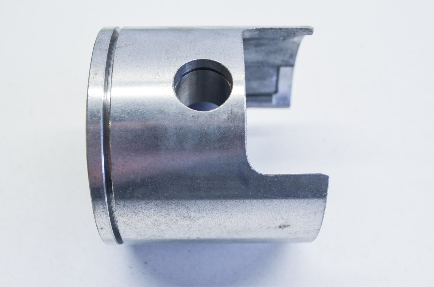 OEM Yamaha 284-11637-00-00 Piston 3 O/S 0.75 NOS