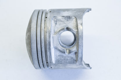 OEM Yamaha 447-11638-00-00 Piston 4 O/S 1.00 NOS