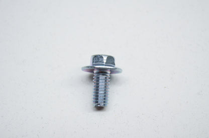 New OEM Yamaha 90105-06064-00 Flange Bolt NOS