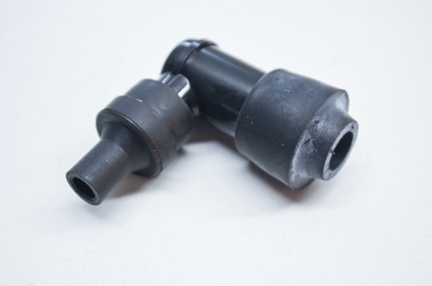 New OEM Yamaha 56J-82370-00-00 Plug Cap Assembly NOS
