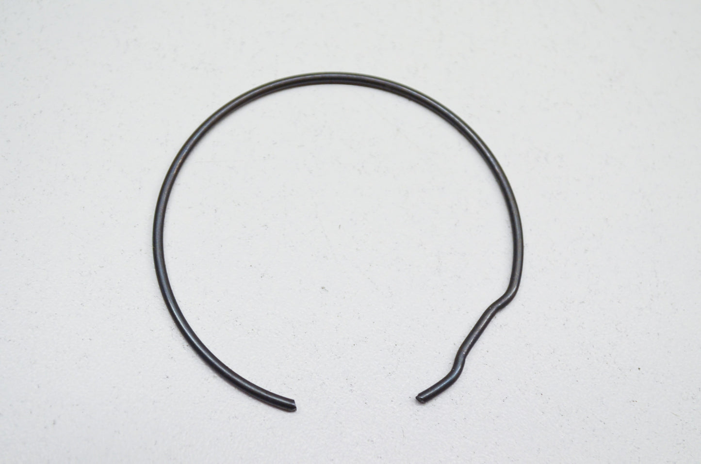 OEM Yamaha 1UF-23156-00-00 Oil Seal Clip NOS