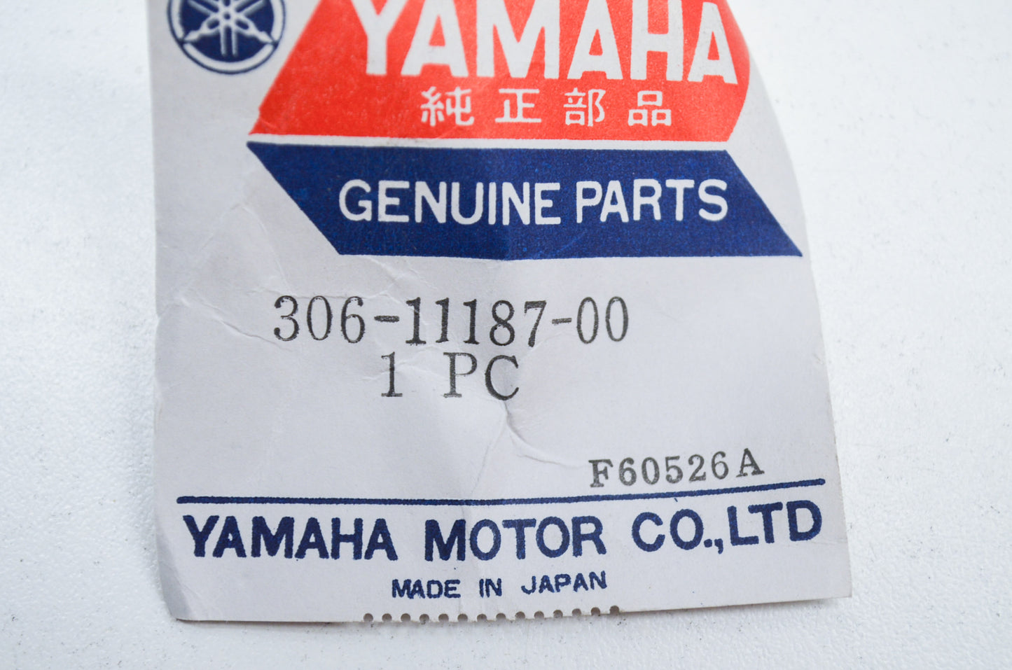 OEM Yamaha 306-11187-00-00 Cylinder Head Cover 3 NOS