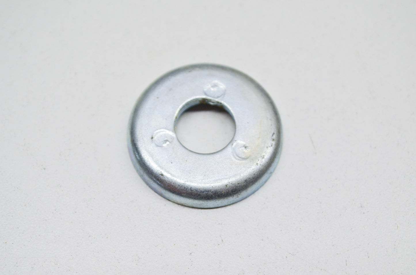 OEM Yamaha 214-22128-00-00 Thrust Cover 1 NOS