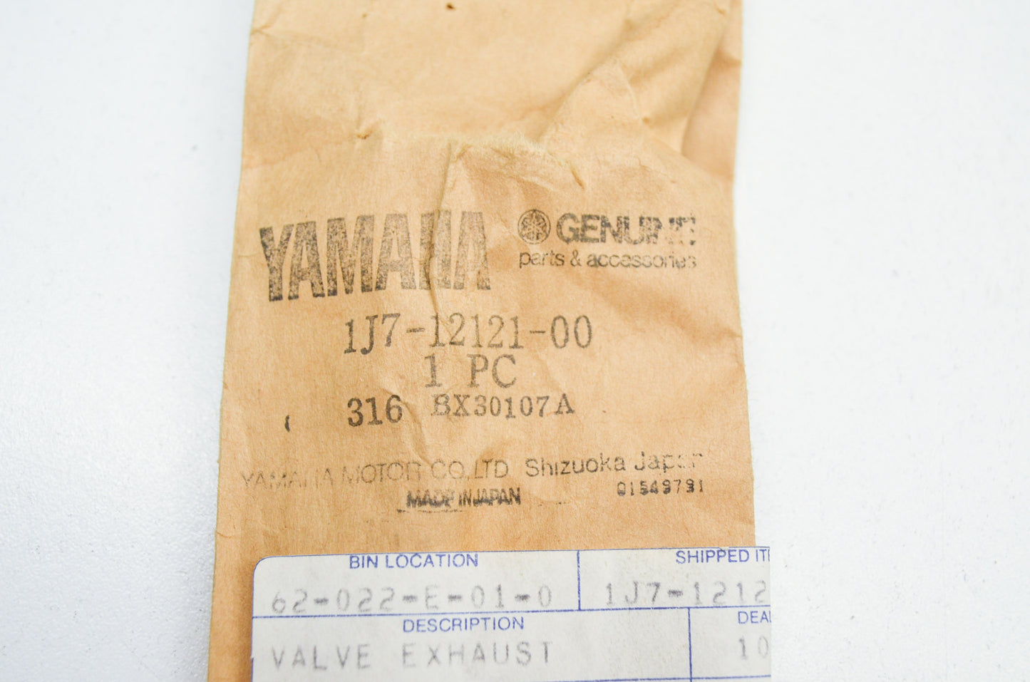 OEM Yamaha 1J7-12121-00-00 Exhaust Valve NOS