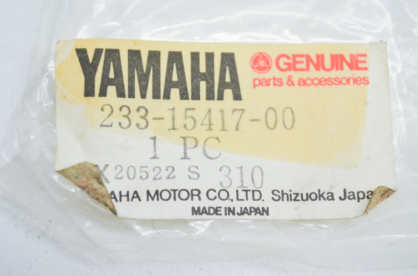OEM Yamaha 233-15417-00-00 Cap Cover NOS