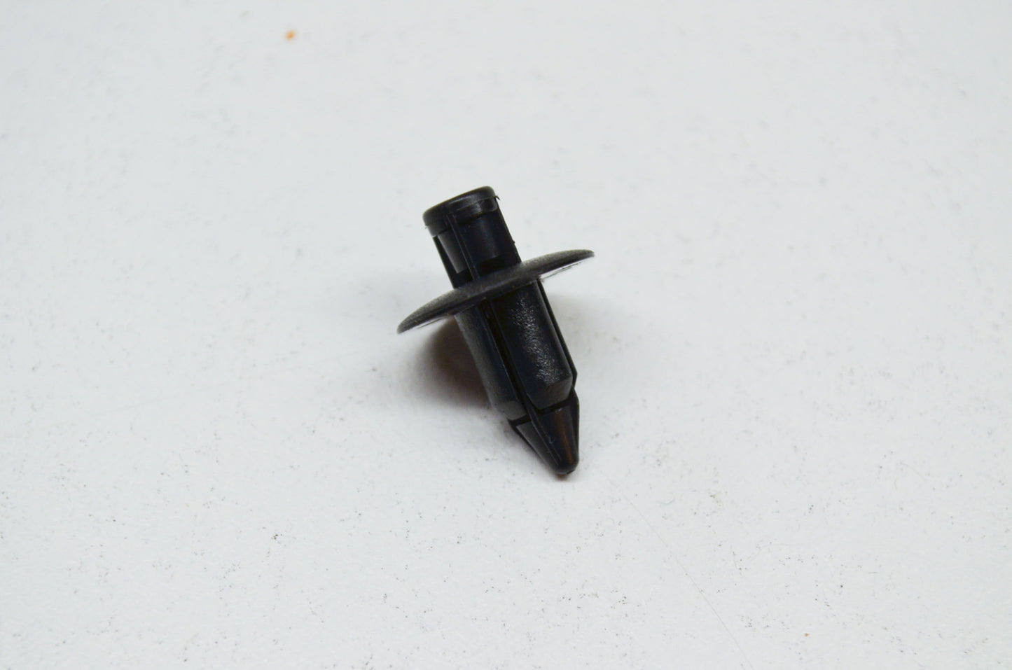 OEM Yamaha 36Y-28387-00-00 Rivet NOS