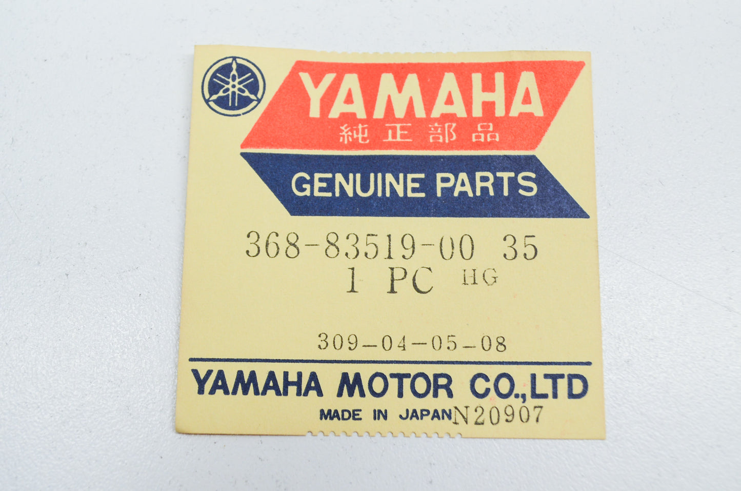 OEM Yamaha 368-83519-00-35 Meter Bracket NOS