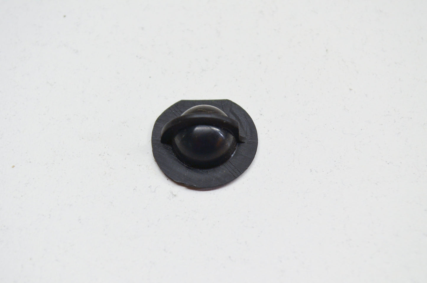 OEM Yamaha 322-21774-00-00 Cap Disc NOS