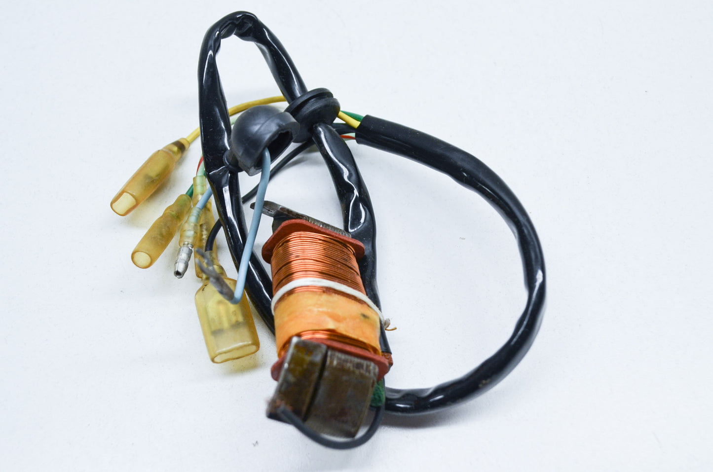 OEM Yamaha 251-81313-10-00 Lighting Coil 1 NOS