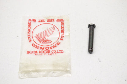 Step Joint Pin NOS