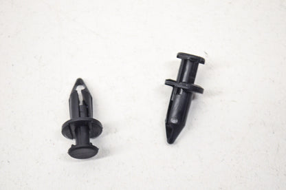 OEM Honda 90653-HC4-900 Splash Guard Clip Qty 2 NOS