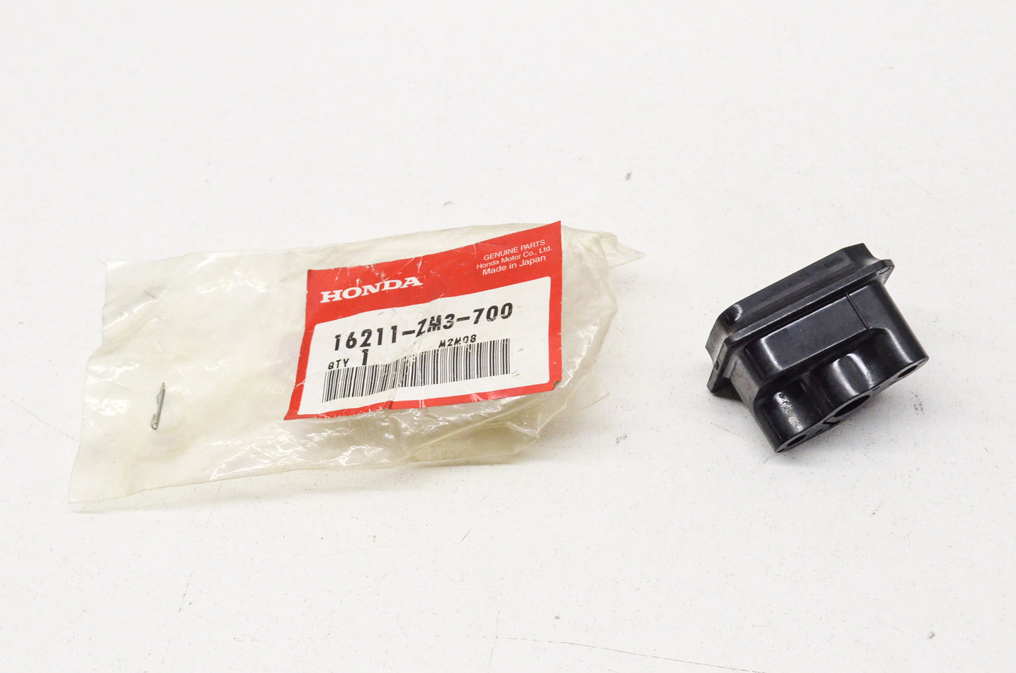 OEM Honda 16211-ZM3-700 Carburetor Insulator NOS
