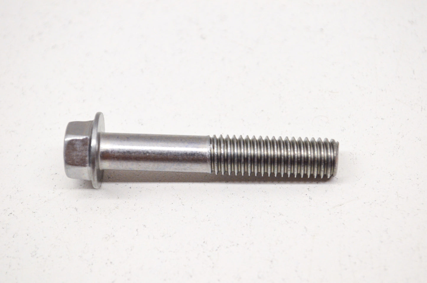 OEM Yamaha 95024-08045-00 Flange Bolt (3JPE) NOS