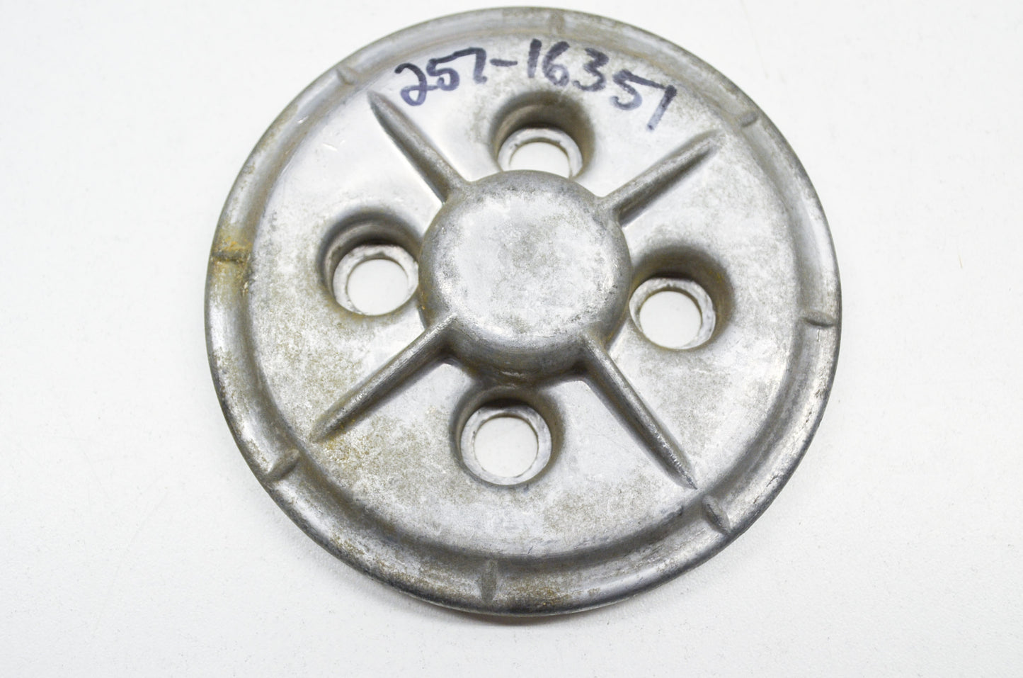 OEM Yamaha 257-16351-00-00 Pressure Plate 1 NOS