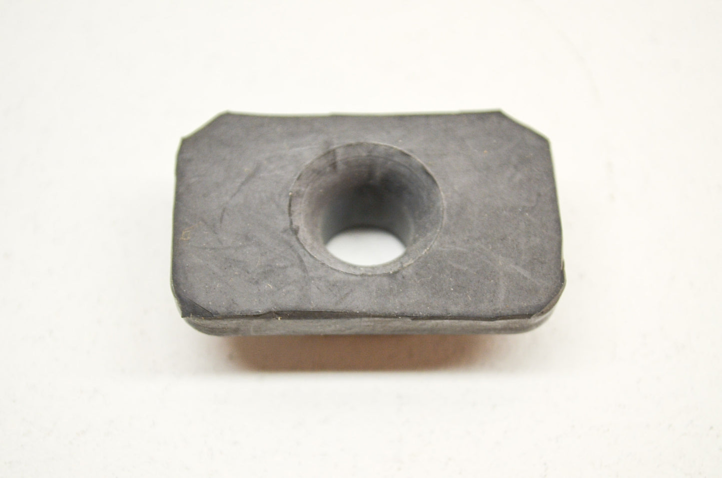 Locating Damper 1 NOS