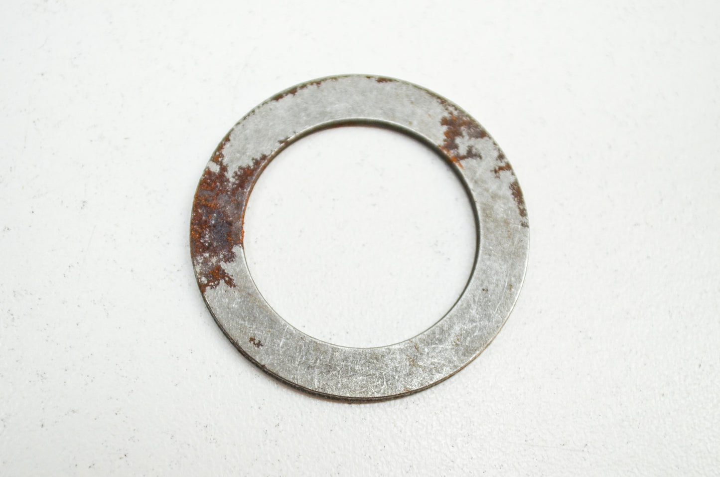 OEM Yamaha 256-12116-01-00 Valve Spring Seat NOS