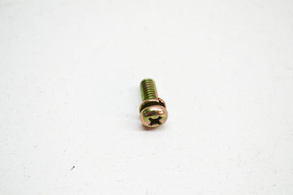 OEM Yamaha 98580-04010-00 Pan Head Screw NOS