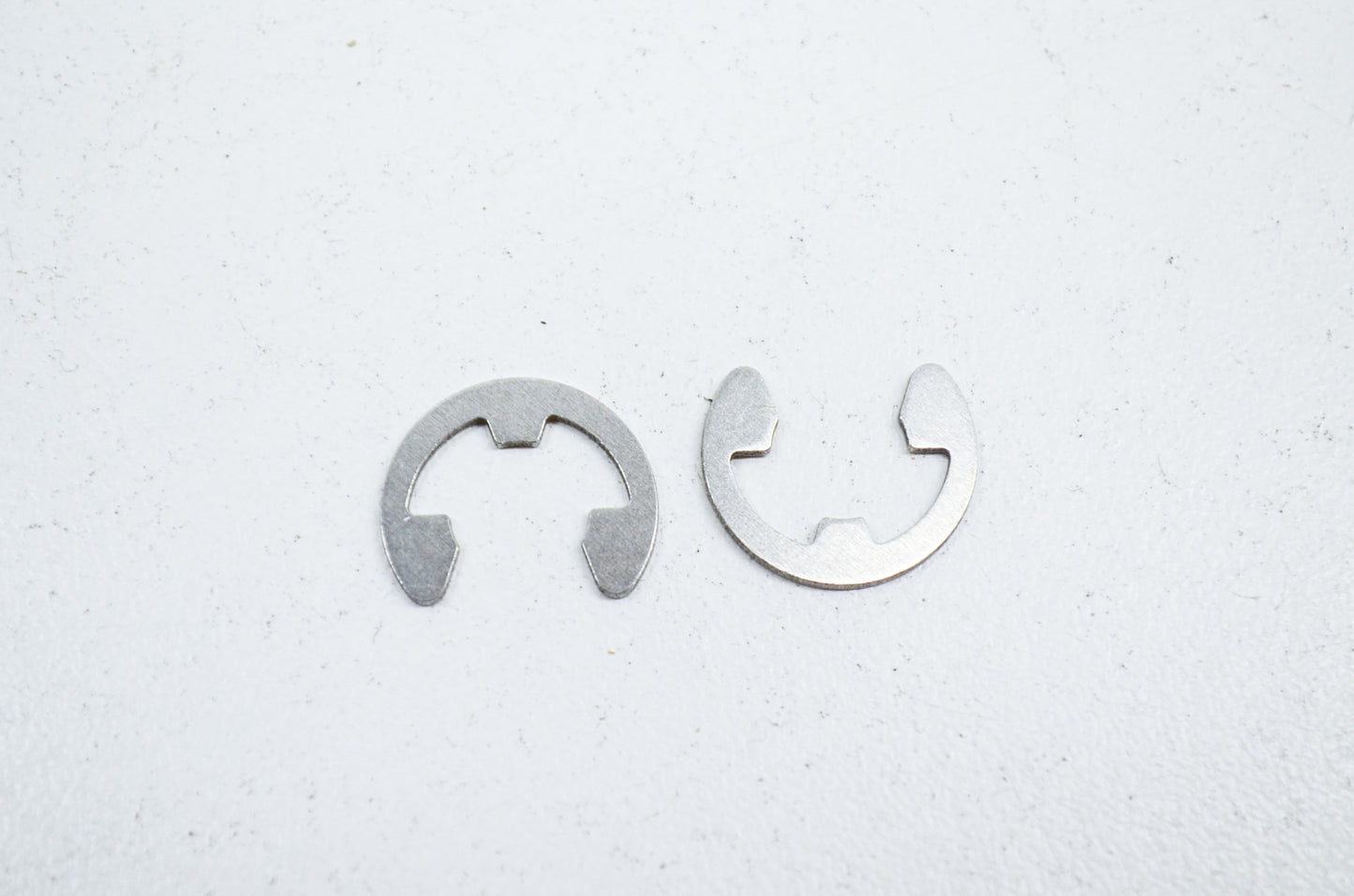 OEM Yamaha 99080-07600-00 Circlip Qty 2 NOS