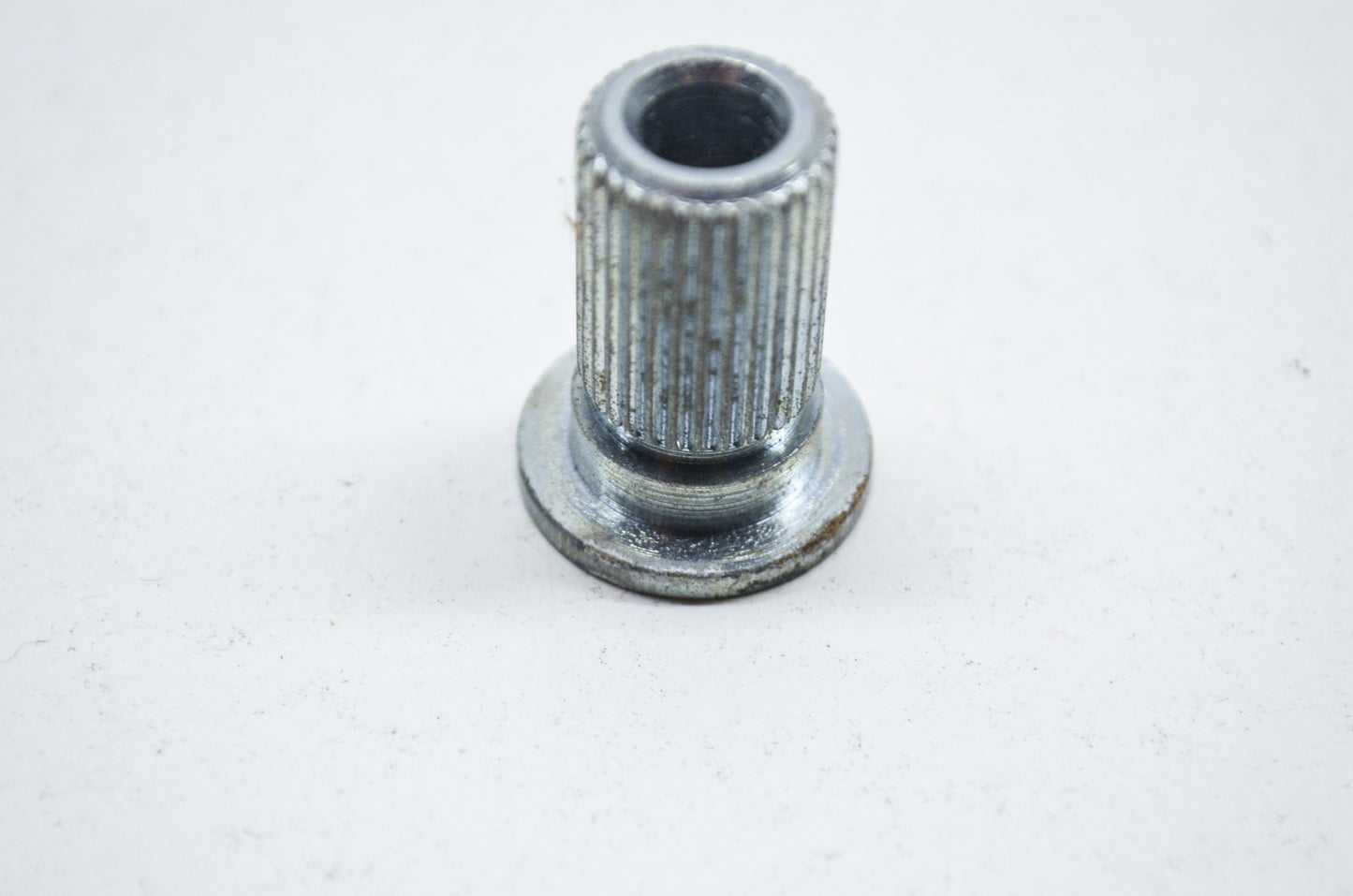 OEM Yamaha 256-23424-00-00 Damper Guide NOS