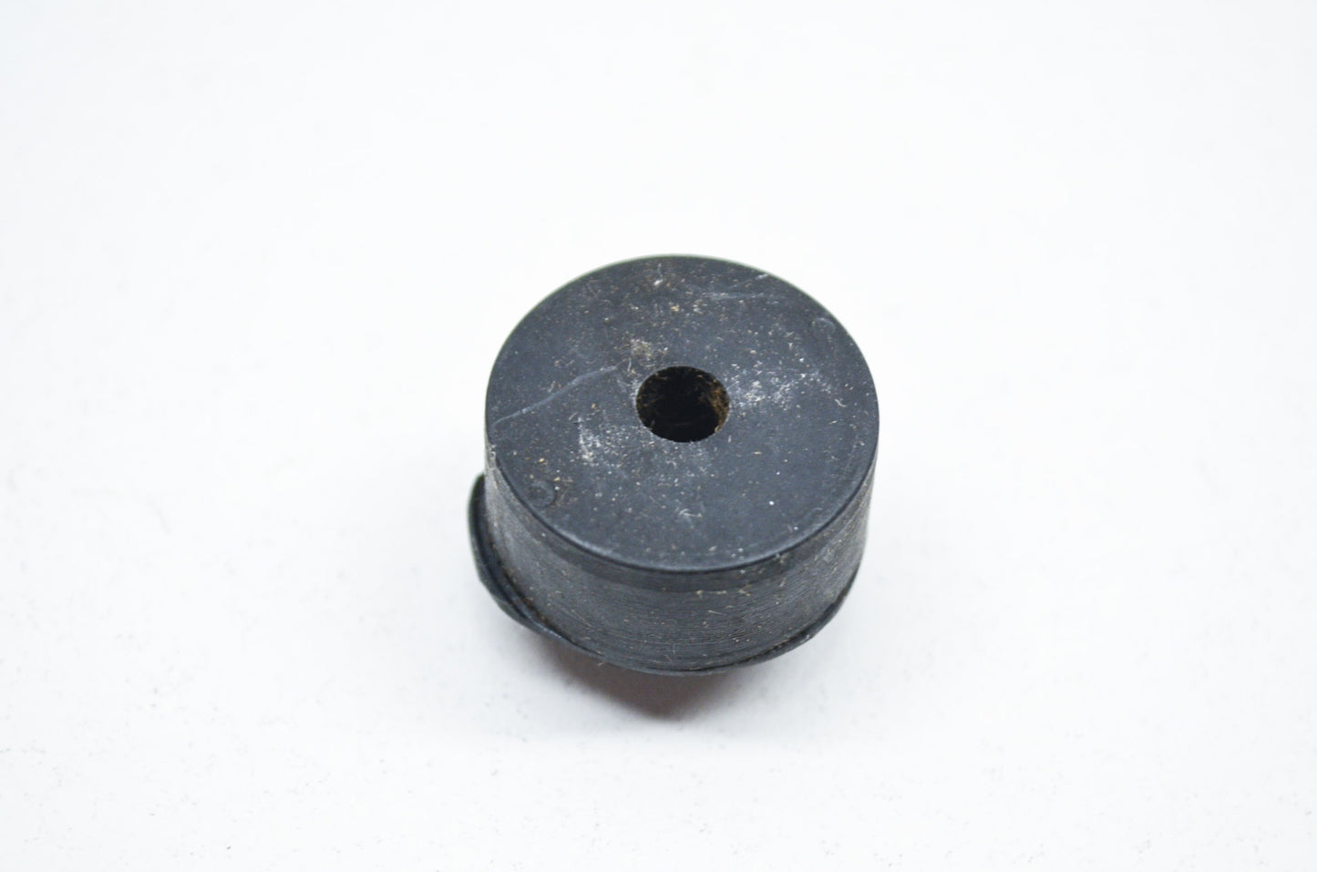 OEM Yamaha 128-27114-00-00 Main Stand Stopper NOS