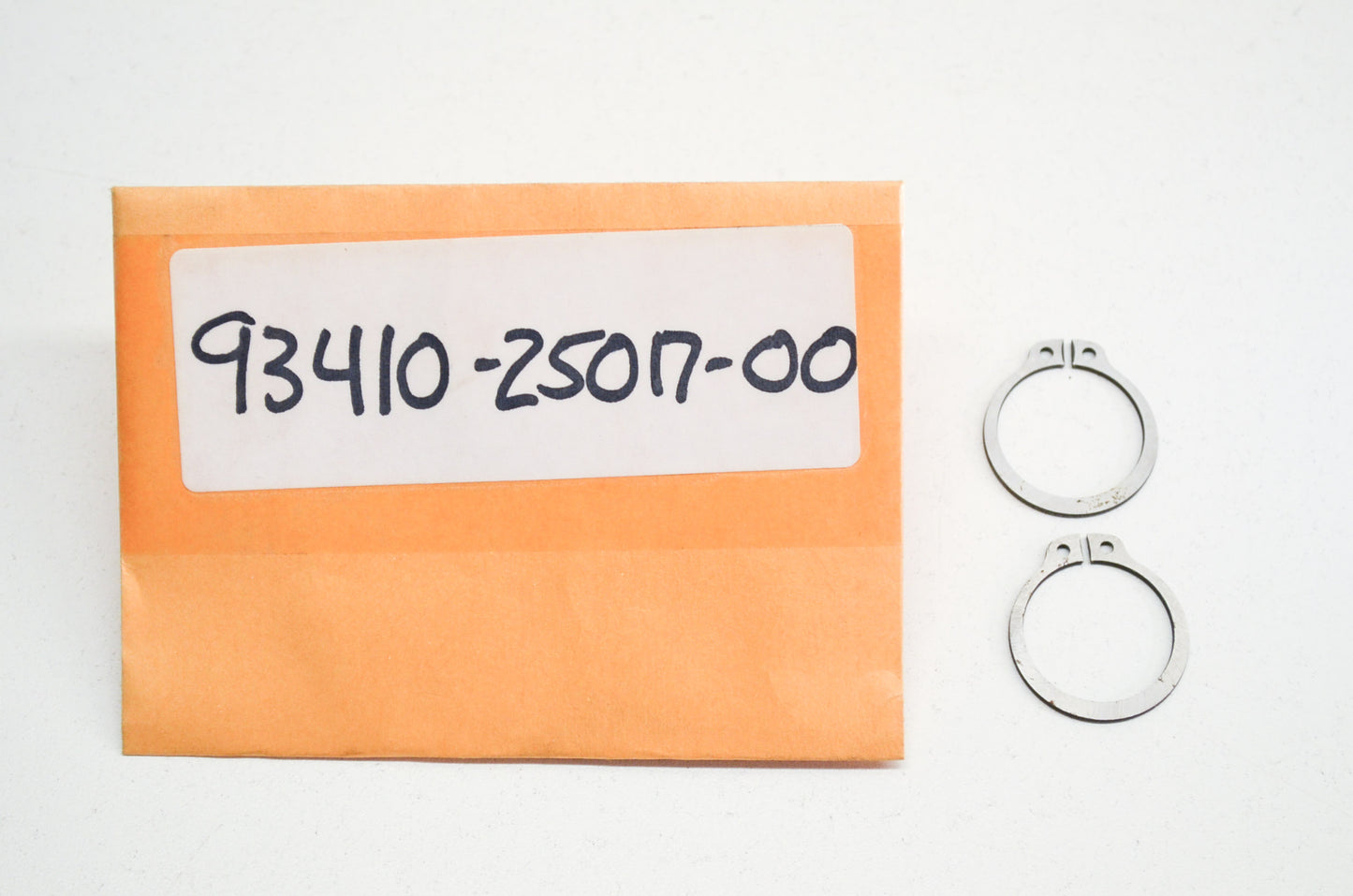 OEM Yamaha 93410-25017-00 Circlip Type S Qty 2 NOS