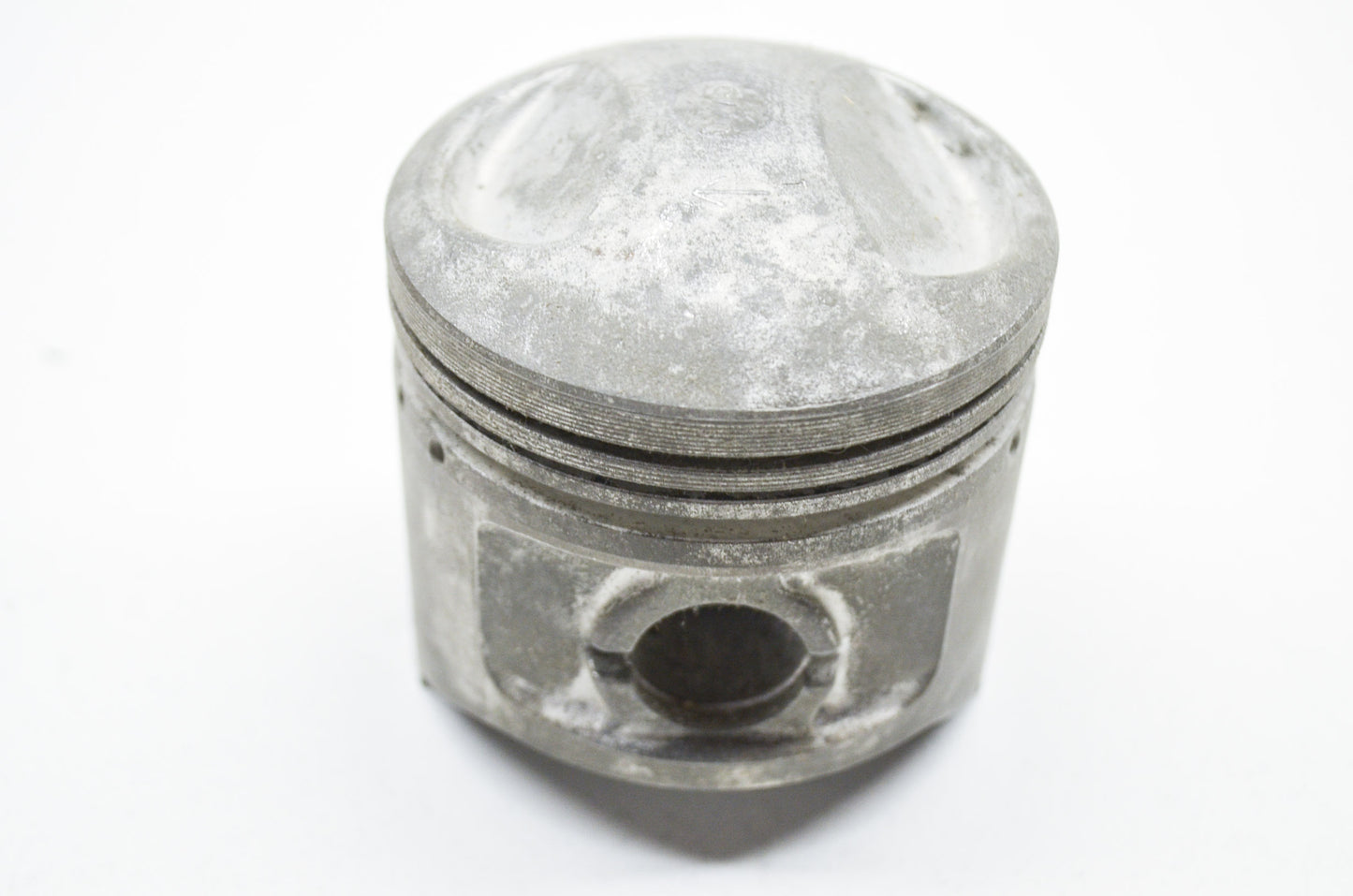 OEM Yamaha 447-11637-00-00 Piston 3 O/S 0.75 NOS