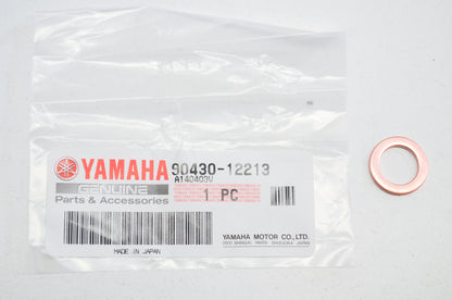 New OEM Yamaha Gasket NOS