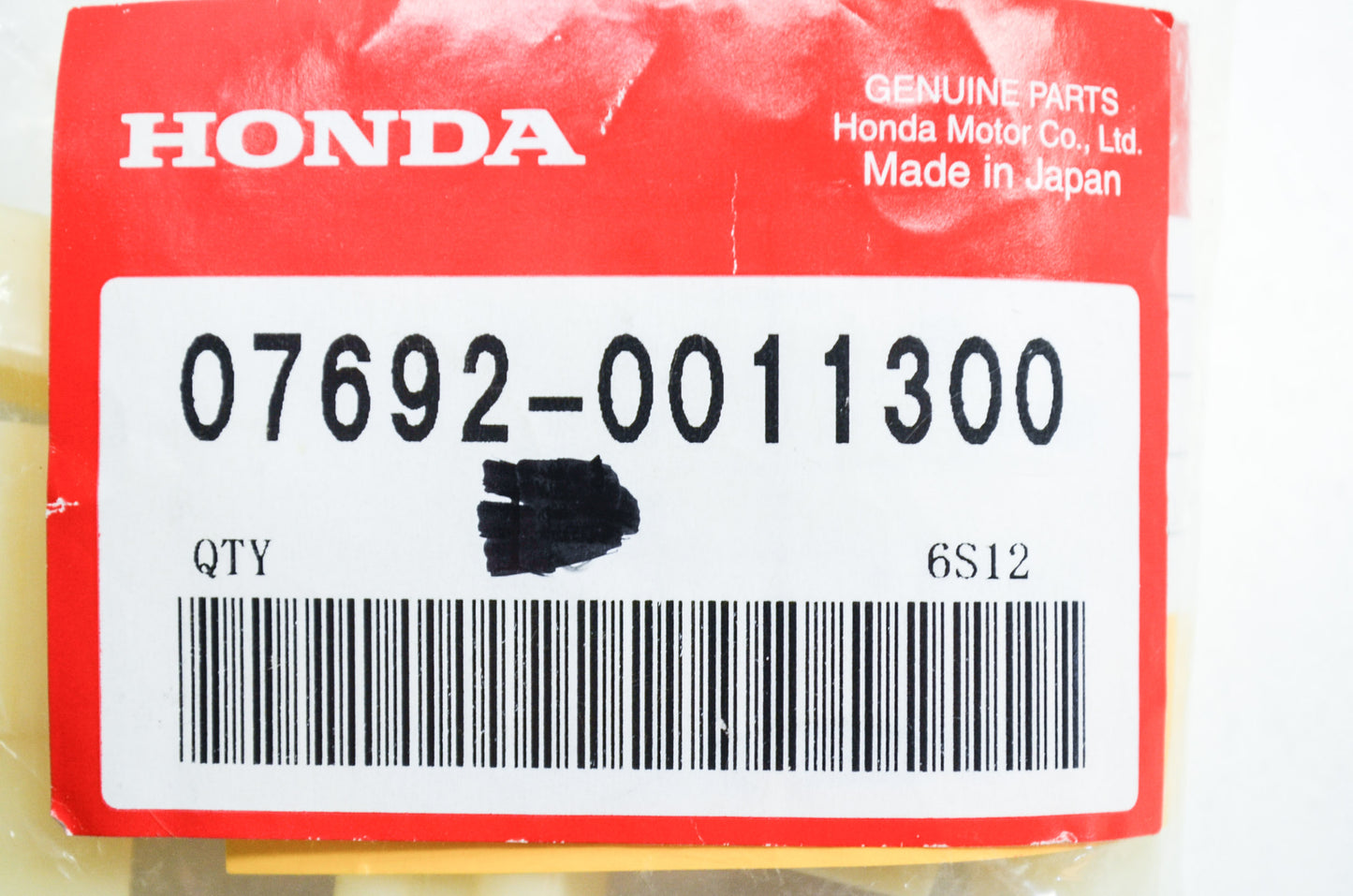 OEM Honda 07692-0011300 Connector Qty 2 NOS