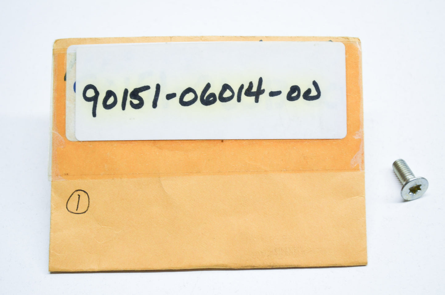 OEM Yamaha 90151-06014-00 Countersunk Screw NOS