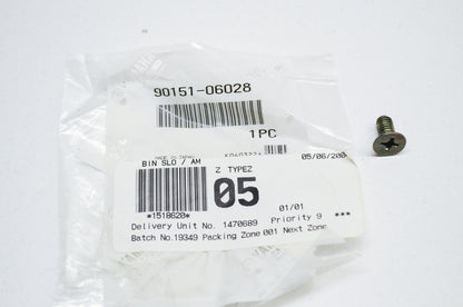 OEM Yamaha 90151-06028-00 Flat Screw NOS