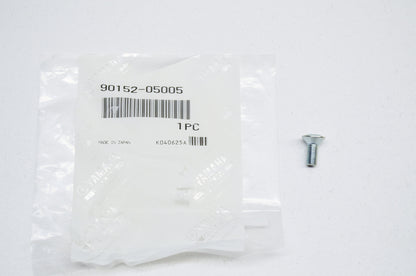 New OEM Yamaha 90152-05005-00 Countersunk Screw NOS
