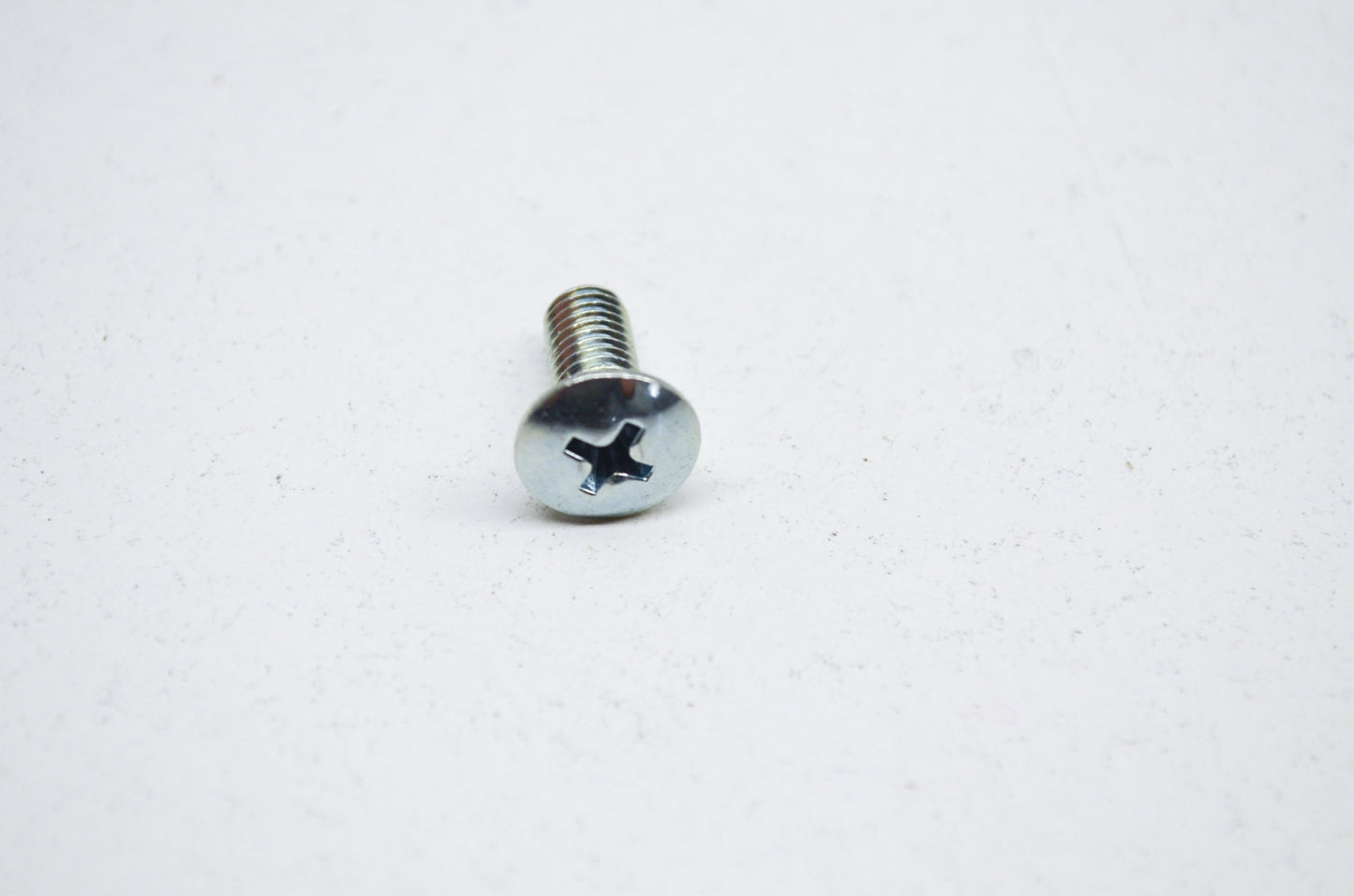 New OEM Yamaha 90152-05005-00 Countersunk Screw NOS
