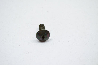 OEM Yamaha 90154-05004-00 Binding Screw NOS